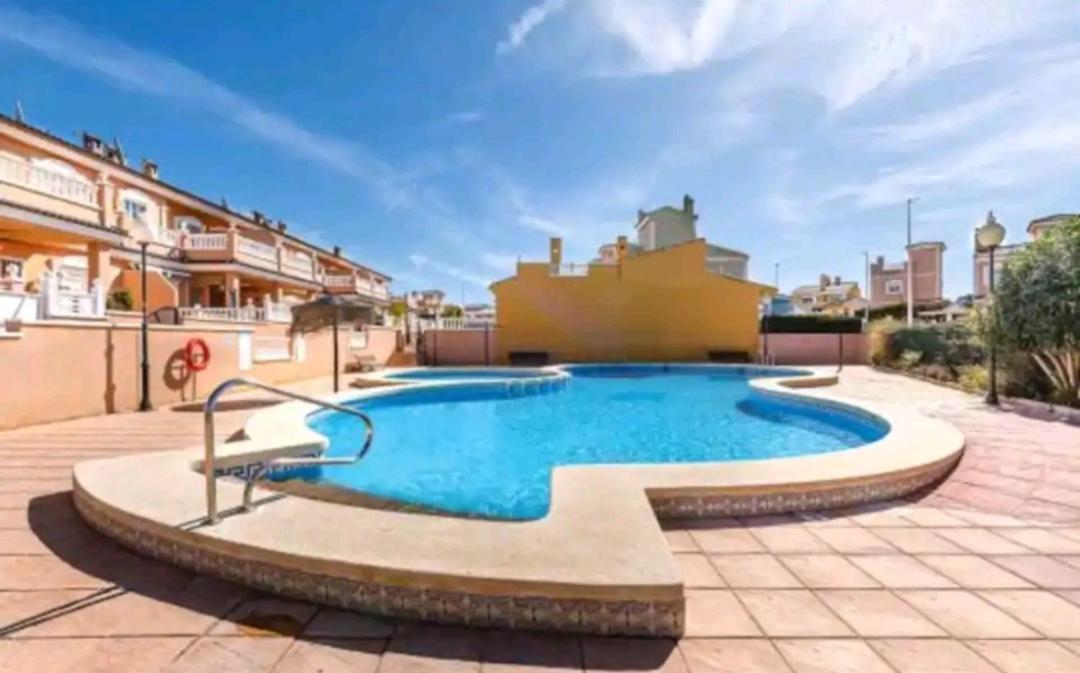 Bungalow Adaptado, Terraza Muy Grande Y Soleada. Gran Alacant Εξωτερικό φωτογραφία