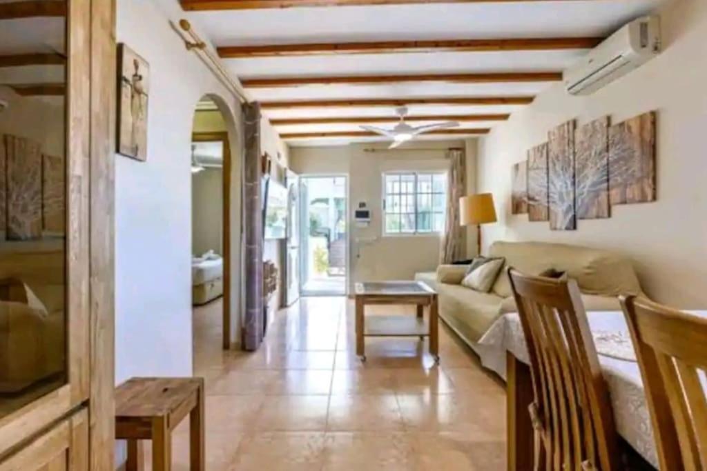 Bungalow Adaptado, Terraza Muy Grande Y Soleada. Gran Alacant Εξωτερικό φωτογραφία